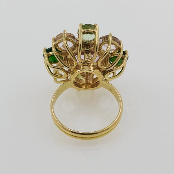 18k. yellow gold cocktail ring with natural gemstones 14.50 carat