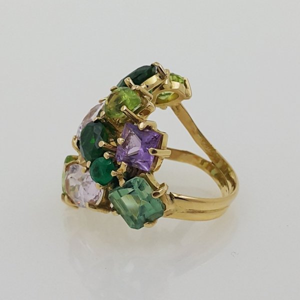 18k. yellow gold cocktail ring with natural gemstones 16.00 carat