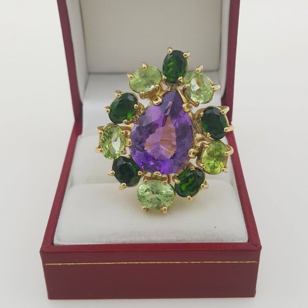 18k. yellow gold cocktail ring with natural gemstones 21.50 carat