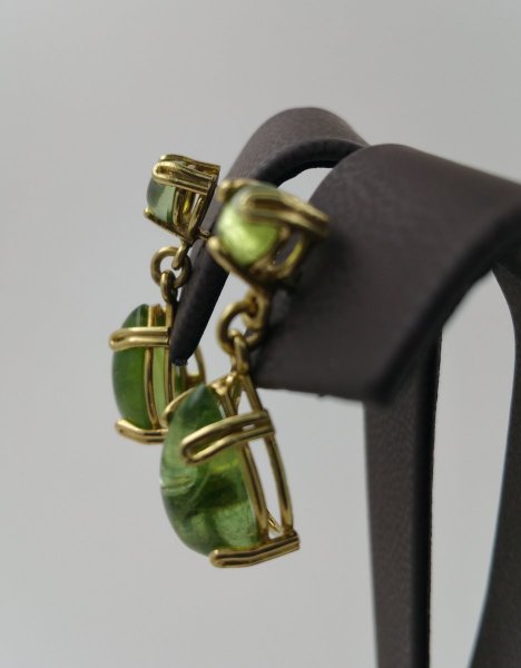 18k. yellow gold cocktail ring with natural gemstones 16.00 carat