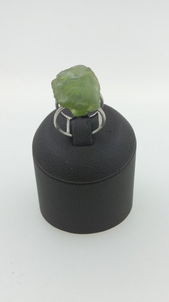 18k. yellow gold cocktail ring with natural gemstones 16.00 carat