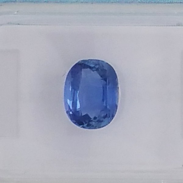 Blue Ceylon Sapphire - 1.91 carat