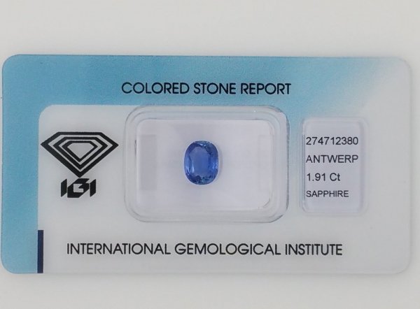 Blue Ceylon Sapphire - 1.91 carat