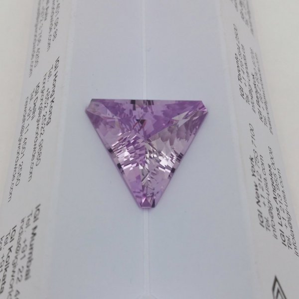 Kunzite - Purplish Pink - 19.49 carat